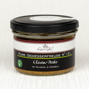 Veganes Oliven-Pesto mit Olivenoel und Mandeln